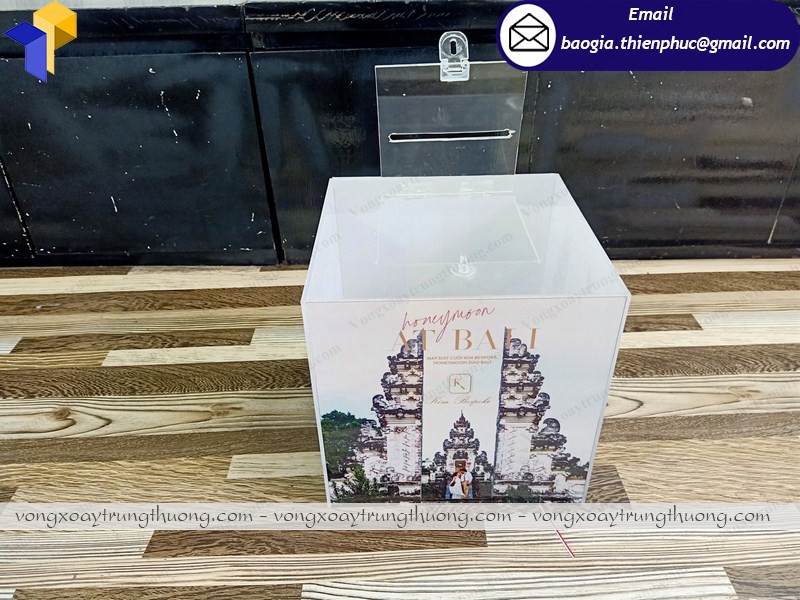 thùng phiếu bốc thăm trúng thưởng