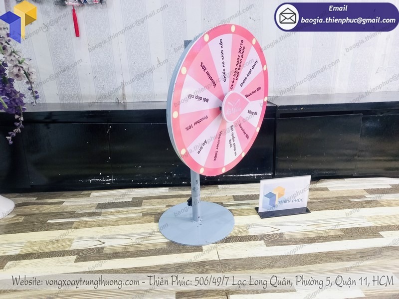 vòng quay trúng thưởng để bàn giá rẻ