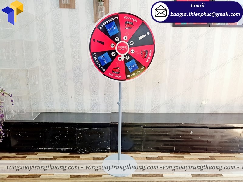 vòng quay chân xếp tổ chức mini gameshow